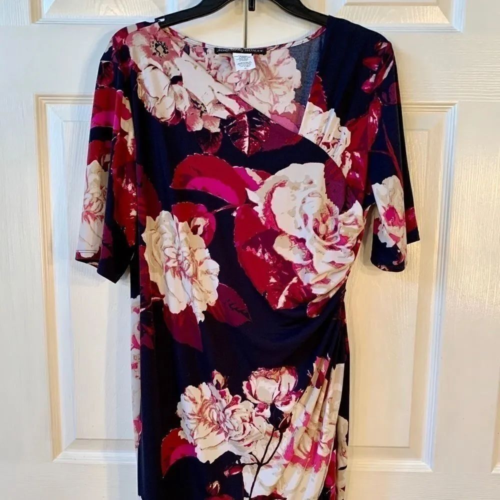 FLIRTY LOW MAINTENANCE NAVY FLORAL DRESS XL - Picture 3 of 7